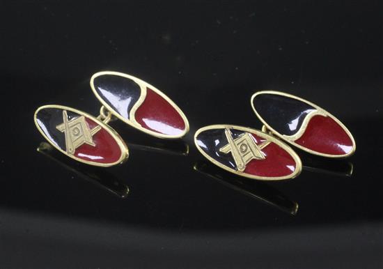 A pair of Edwardian 18ct gold and two colour enamel Masonic cufflinks, gross weight 10.9 grams.